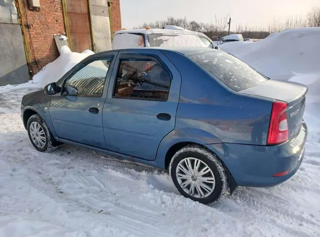 Легковой автомобиль марки: Renault, модель: Logan, год выпуска: 2011 г., кузов №: X7LLSRB2HBH441122, идентификационный номер (VIN): X7LLSRB2HBH441122