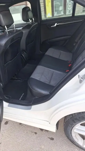 Легковой автомобиль марка: Mercedes-Benz, модель: C 200, год выпуска: 2012 г., идентификационный номер (VIN): WDD2040481A689430
