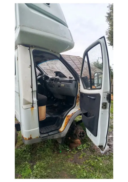 Автомобиль марки 3009d3 модель без модели 2014 г.в. VIN-номер Z783009D3E0017525. В залоге у ПАО «Совкомбанк».