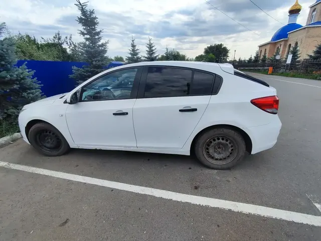 Автомобиль марки CHEVROLET модель Cruze 2011 г.в. VIN-номер XUFJA686JC3018829
