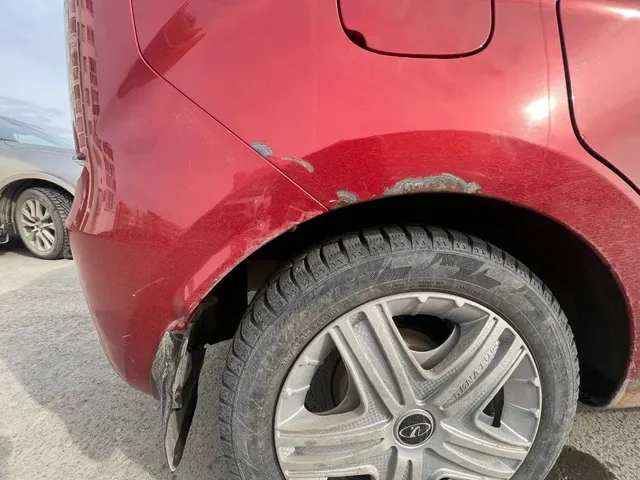 Автомобиль марки LADA модель XRAY 2018 г.в. VIN-номер XTAGAB110J1117670