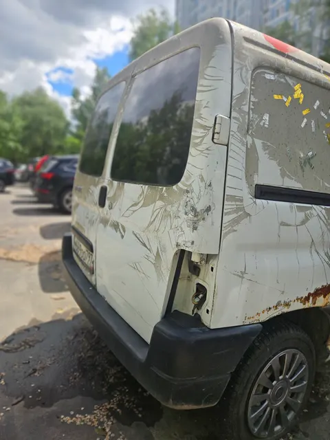 Грузовой фургон марки: CITROEN, модель: Berlingo, год выпуска: 2008 г., идентификационный номер (VIN): VF7GCKFWC8N031133