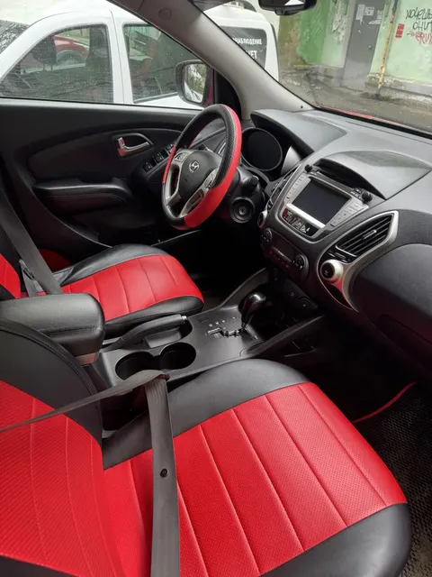 Легковой автомобиль, марка: HYUNDAI, модель: IX35, год изготовления: 2012 г.в., цвет: красный, VIN: TMAJU81BDDJ384851, ПТС: 77 УН 584248, г/н: М754КС76