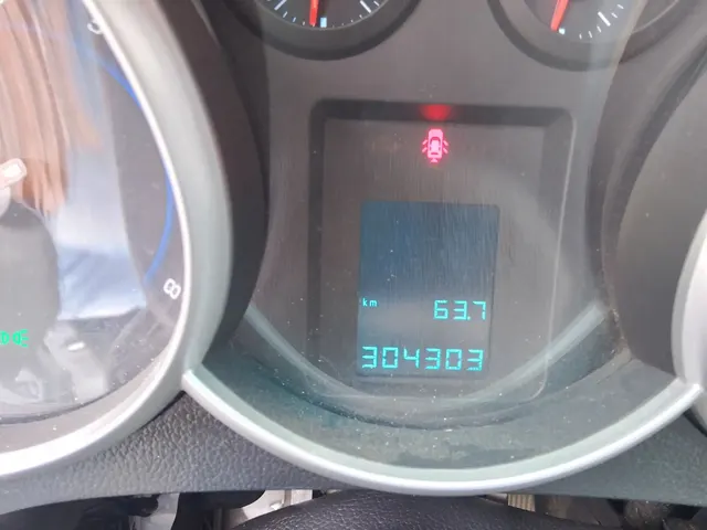 Легковой автомобиль марки: Chevrolet, модели: CRUZE, год выпуска: 2012 г., идентификационный номер (VIN): XUFJF696JC3038764