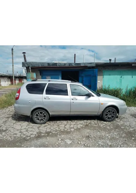 Автомобиль марки Lada 217130, Lada Priora 2011 г.в. VIN- номер XTA217130B0044847