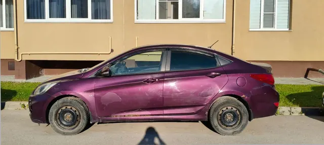 автомобиль марки Hyundai модель Solaris 2011 г.в. VIN: Z94CU41DABR035382