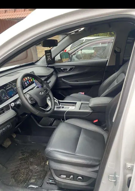 Автомобиль марки CHERY модель TIGGO 4 PRO, 2024 г.в., VIN-номер LVVDB21B2RC034028, находится в залоге у ПАО «СОВКОМБАНК».