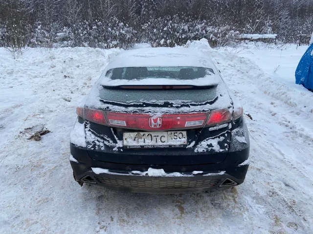 Легковой автомобиль марки: HONDA, модель: Civic, год выпуска: 2008г., идентификационный номер (VIN): SHHFK28808U037082