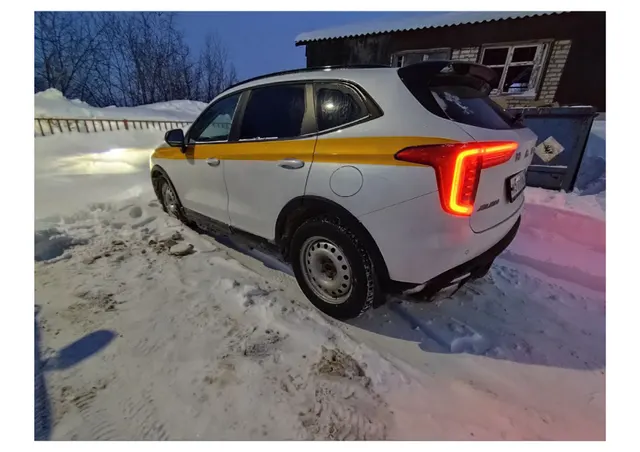 Легковой автомобиль марки: HAVAL, модели: JOLION, год выпуска: 2024 г., кузов №: LGWEE4A52RK636985, идентификационный номер (VIN): LGWEE4A52RK636985. В залоге у ПАО «Совкомбанк».