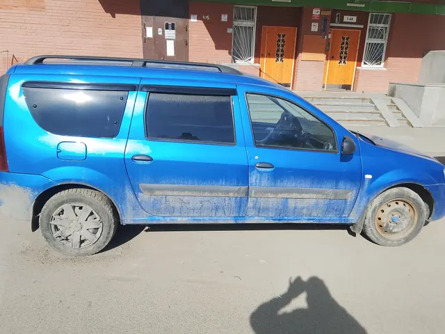 Легковой автомобиль марки: LADA, модель: GFK110 VESTA, год выпуска: 2019г., идентификационный номер (VIN): XTAGFK110KY340181. В залоге у ПАО "Совкомбанк".
