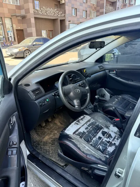 Автомобиль марки TOYOTA модель Corolla 2006 г.в. VIN-номер JTDKM28EX00097068