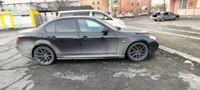 Автомобиль марки BMW модель 530IA, 2004 года выпуска, VIN WBANA71080B608926.