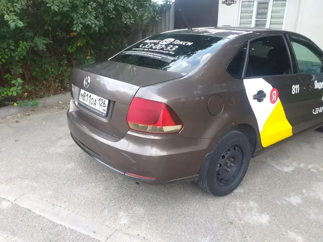 Автомобиль марки VOLKSWAGEN модель POLO 2016 г.в., VIN-номер XW8ZZZ61ZGG034620