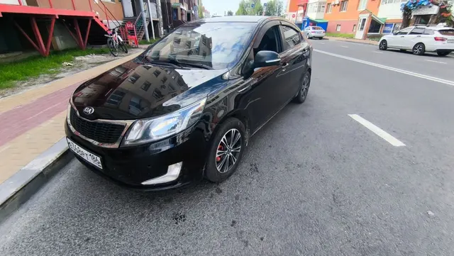 Автомобиль марки КИА модель РИО 2013 г.в. VIN-номер Z94CC41BADR164125