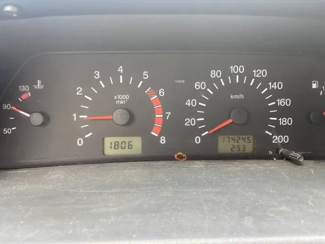 Автомобиль марки ВАЗ модель 2114, 21140 2011 г.в. VIN-номер XTA211440B4986625