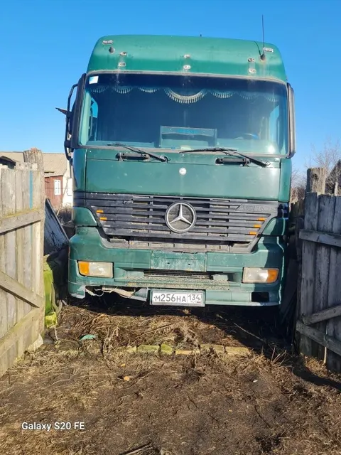 автомобиль марки MERCEDES модель BENZ 2001 г.в. VIN-номер WDB9540321K544416.
