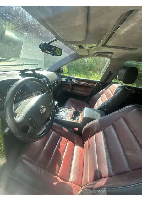 Автомобиль марки VOLKSWAGEN модель Touareg 2005 г.в. VIN WVGZZZ7LZ6D015376