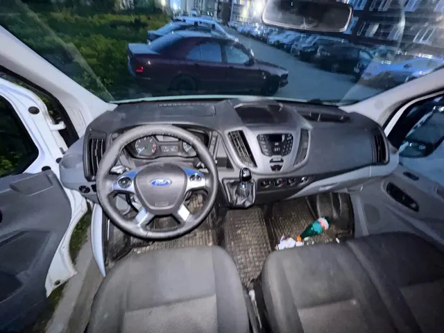 автомобиль марки FORD модель Transit 2017 г.в. VIN-номер Z6FFXXESGFHP62375