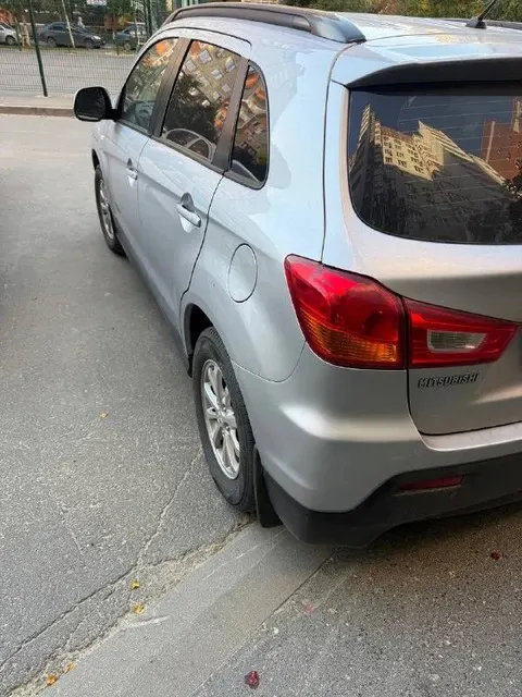Легковой автомобиль марки: MITSUBISHI модель: ASX, год выпуска: 2010 г., идентификационный номер (VIN): JMBXTGA3WBZ002429