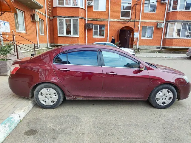 Легковой автомобиль марки: GEELY, модель: Emgrand (FE-1), год выпуска: 2012 г, идентификационный номер (VIN): X9W215711C0001264. В залоге у ПАО «Совкомбанк».