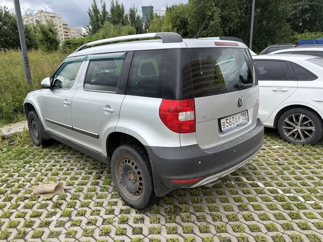 Легковой автомобиль марки: SKODA, модели: Yeti, год выпуска: 2013 г., идентификационный номер (VIN): TMBJJ45L0D6089583 Является предметом залога ПАО Совкомбанк
