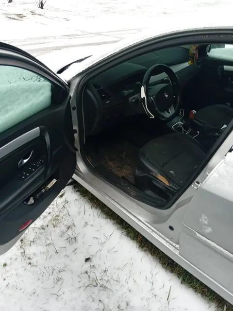 Автомобиль марки RENAULT модель Laguna 2008 г.в. VIN-номер VF1BT1W0D40307974