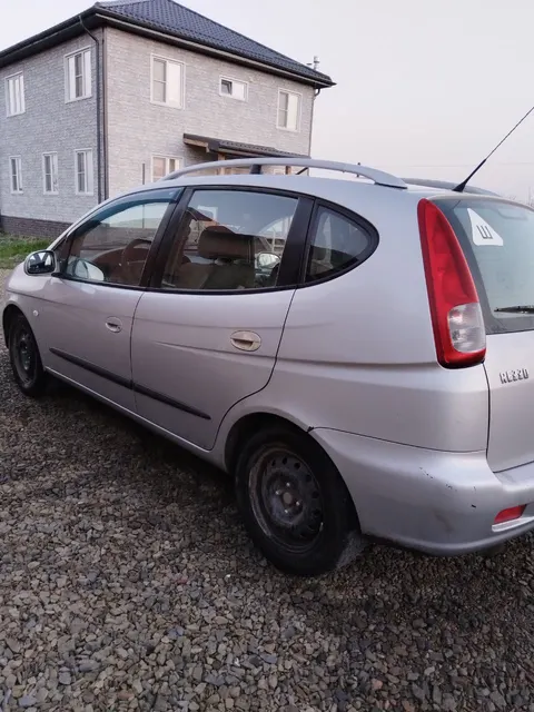 Легковой автомобиль ШЕВРОЛЕ REZZO 2008 года выпуска, VIN: KL1UF75618K956399, рег. номер В382ЕА161. (имущество является залоговым обеспечением по кредитному договору № 11935783201 от 14.06.2024г. заключенным с ООО " "Хоум Кредит энд Финанс Банк", в настоящее время банк ликвидировался и передал обязательства ПАО "Совкомбанк").