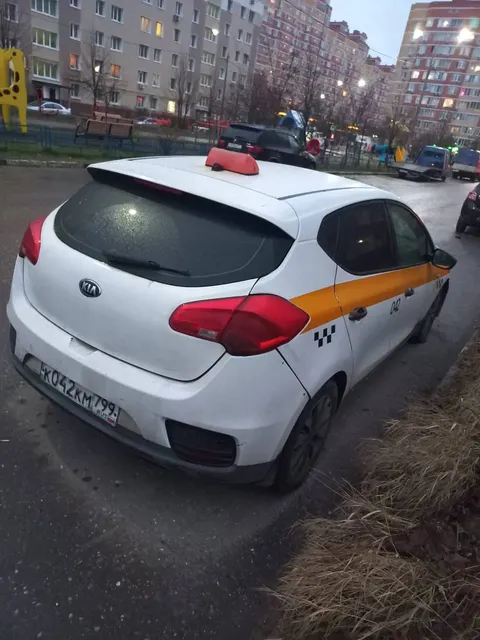 Автомобиль марки KIA модель Ceed 2018 г.в. VIN-номер XWEHN512BJ0039955