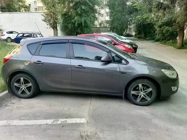 Автомобиль марки OPEL модель Astra 2011 г.в. VIN-номер XUFPC6DDXC3012298