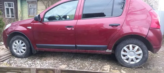 Легковой автомобиль марка: RENAULT, модель: Sandero, год выпуска: 2011 г., идентификационный номер (VIN): X7LBSRB2HBH417541
