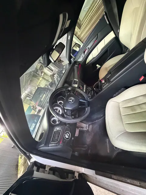 Автомобиль марки MERCEDES модель CLS 350 2011 г.в. VIN-номер WDD2183591A020325.