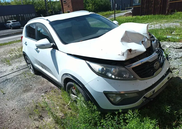 Автомобиль марки KIA модель SLS 2011 г.в. VIN-номер XWEPC811BC0008566