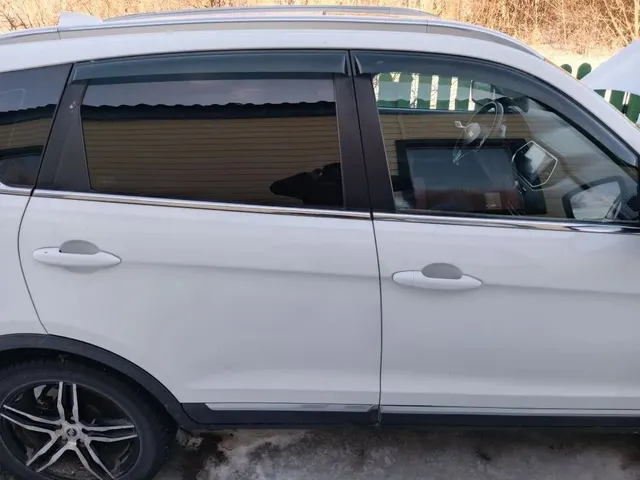 Легковой автомобиль марки: LIFAN, модели: X70, год выпуска: 2018 г., кузов №: X9WX7002AJ0000233, идентификационный номер (VIN): X9WX7002AJ0000233
