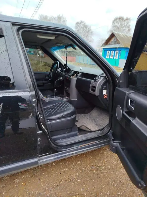Автомобиль марки LAND-ROVER модель Discovery 2007 г.в. VIN-номер SALLAAA147A440448