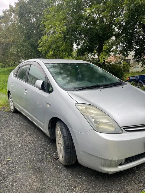 Автомобиль марки TOYOTA модель Prius 2008 г.в. номер кузова NHW20-7804502. Имущество находится в залоге у ПАО "Совкомбанк".