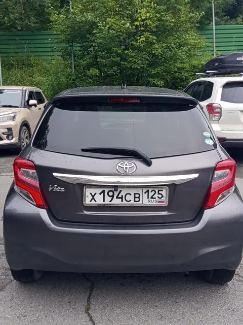 Автомобиль легковой марки: TOYOTA, модель: Vitz, год выпуска: 2015 г., кузов №: KSP130-2155656