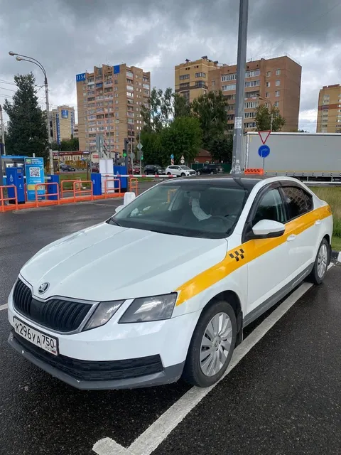 Автомобиль марки SKODA модель OCTAVIA 2018 г.в. VIN-номер XW8AN2NE2JH034714