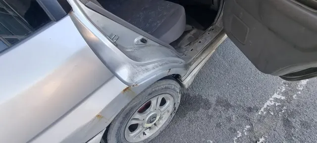 Легковой автомобиль марки: MAZDA, модели: DEMIO, год выпуска: 2001 г., кузов №: DW3W-710234