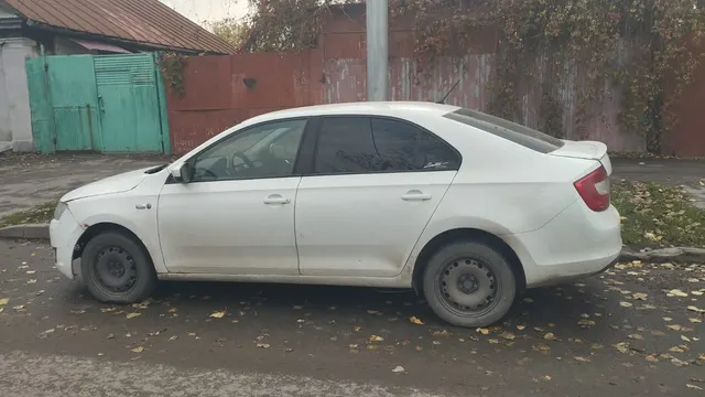Автомобиль марки ШКОДА модель РАПИД 2016 г.в. VIN-номер XW8AC1NH2GK115427
