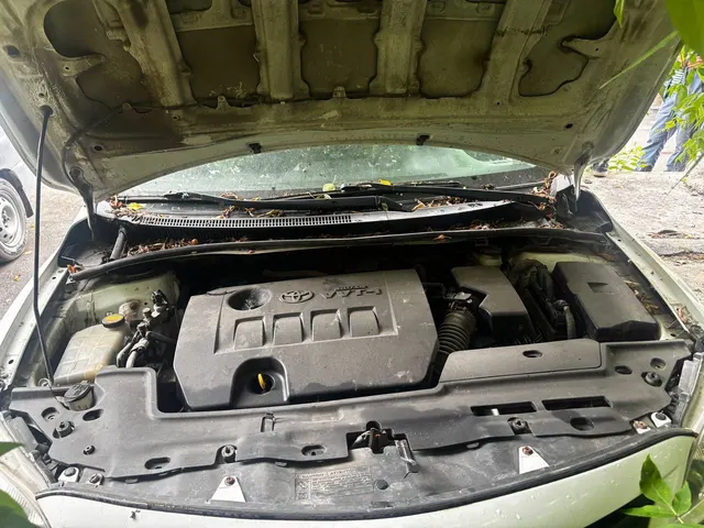 Автомобиль марки TOYOTA модель Corolla 2012 г.в. VIN-номер JTNBV58E00J178357