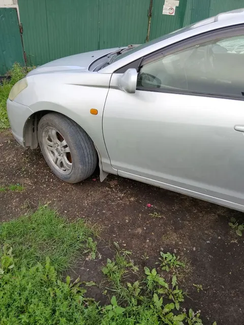 Автомобиль марки TOYOTA модель CALDINA 2003 г.в. VIN-номер ZZT2410005663