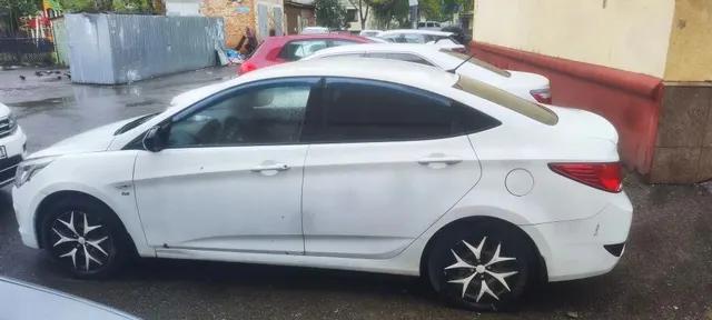 Легковой автомобиль марки: HYUNDAI, модель: Solaris, год выпуска: 2016г., кузов №: Z94CT41DAHR539977, идентификационный номер (VIN): Z94CT41DAHR539977.