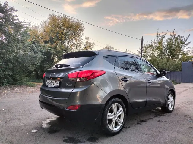 Легковой автомобиль марки: Hyundai, модели: IX35, год выпуска: 2012 г., идентификационный номер (VIN): TMAJU81BBDJ345623