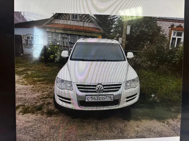 Легковой автомобиль марки: VOLKSWAGEN модель: Touareg, год выпуска: 2009 г., идентификационный номер (VIN): XW8ZZZ7LZAG001249.