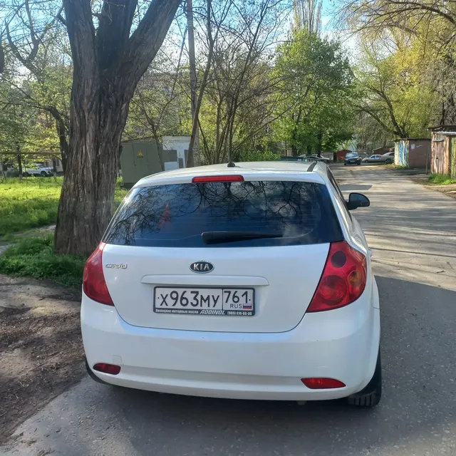 Легковой автомобиль, марки: KIA, модели: Ceed, год выпуска: 2009 г., идентификационный номер (VIN): XWEFF242390012052
