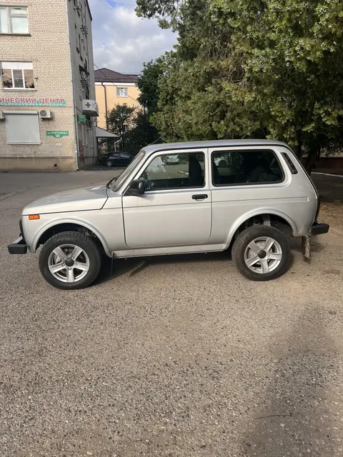 Автомобиль марки LADA, модель 4X4, 2024 г.в., VIN-номер XTA212140R2526869