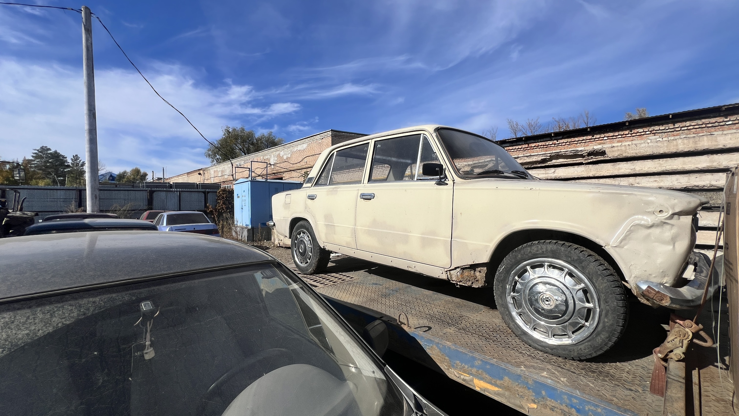Автомобиль марки ВАЗ 21013, 1984 г/в, без г/н, VIN XTA210130E4484408