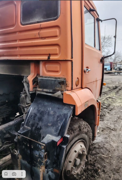 Автомобиль КАМАЗ 35511, 1988 г.в., VIN XW117401009326649, частично разукомплектован, не на ходу, бывший в эксплуатации, с видимыми повреждениями, потертостями, дефектами, возможны скрытые повреждения и дефекты Имущество, обращенное в собственность государства (2630.3)