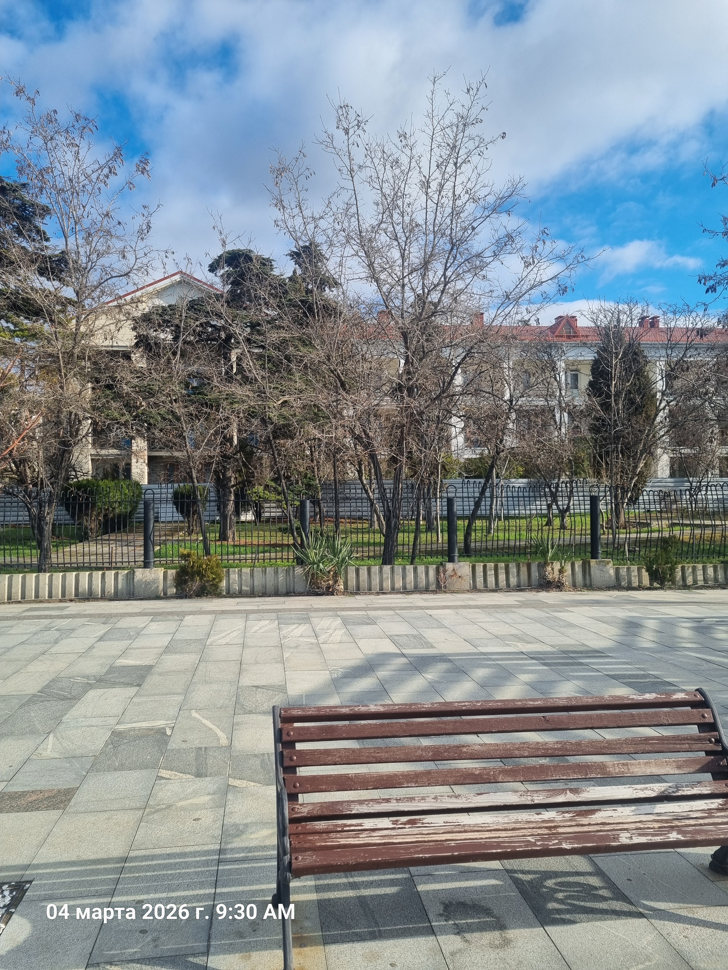Право на заключение договора на размещение НТО по адресному ориентиру: г. Судак, ул. Набережная, у ограждения ФГКУ СКК «Крымский» санаторий «Судак» МО РФ, место 57