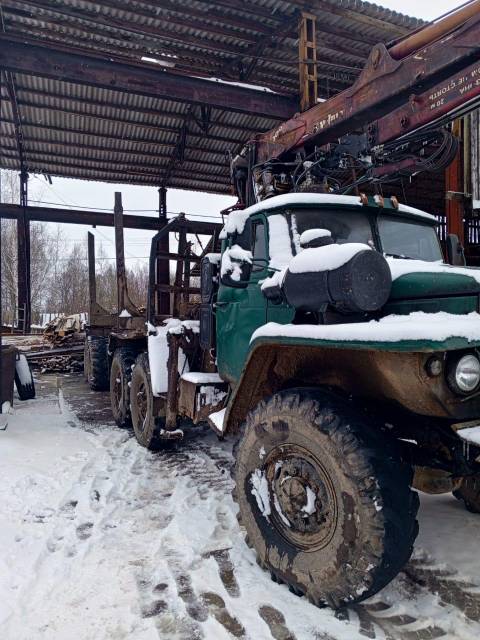 Лот № 1 (вторичные). Автомобиль Урал 375Д, 1976 года выпуска, государственный номер Т445ЕВ60, номер двигателя 23905. Местонахождение: Псковская обл., г. Великие Луки, ул. Дружбы, д. 19. Основание для реализации на торгах - постановление судебного пристава-исполнителя о передаче имущества на торги. Должник (собственник) – Сенченков Э.С.